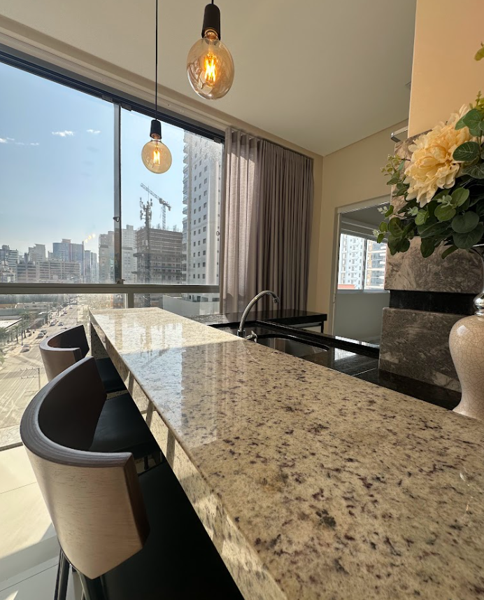 Imagem Apartamento com 4 Quartos à Venda, 237 m²em Meia Praia - Itapema Imagem Apartamento com 4 Quartos à Venda, 237 m²em Meia Praia - Itapema