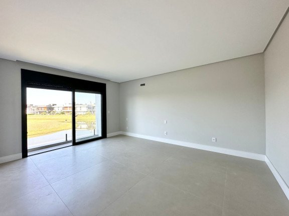 Imagem Casa de Condomínio com 4 Quartos à Venda, 250 m²em Zona Nova - Capão da Canoa