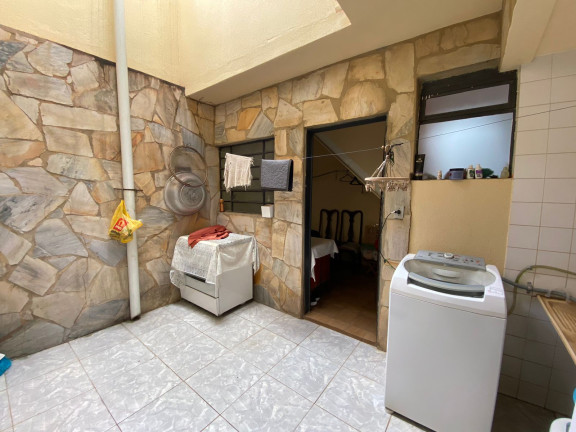 Imagem Sobrado com 4 Quartos à Venda, 209 m²em Setor Bela Vista - Goiânia