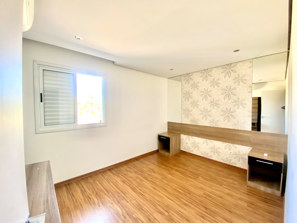 Imagem Casa de Condomínio com 3 Quartos à Venda, 123 m²em Jardim Ermida I - Jundiaí