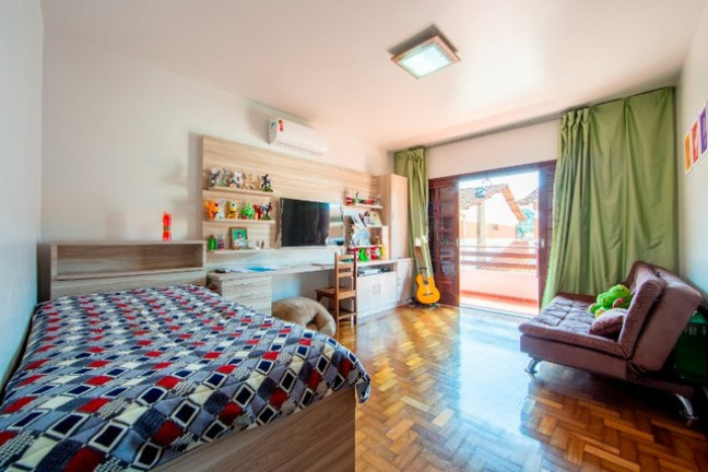 Imagem Casa de Condomínio com 4 Quartos à Venda, 150 m² em Alto - Teresópolis