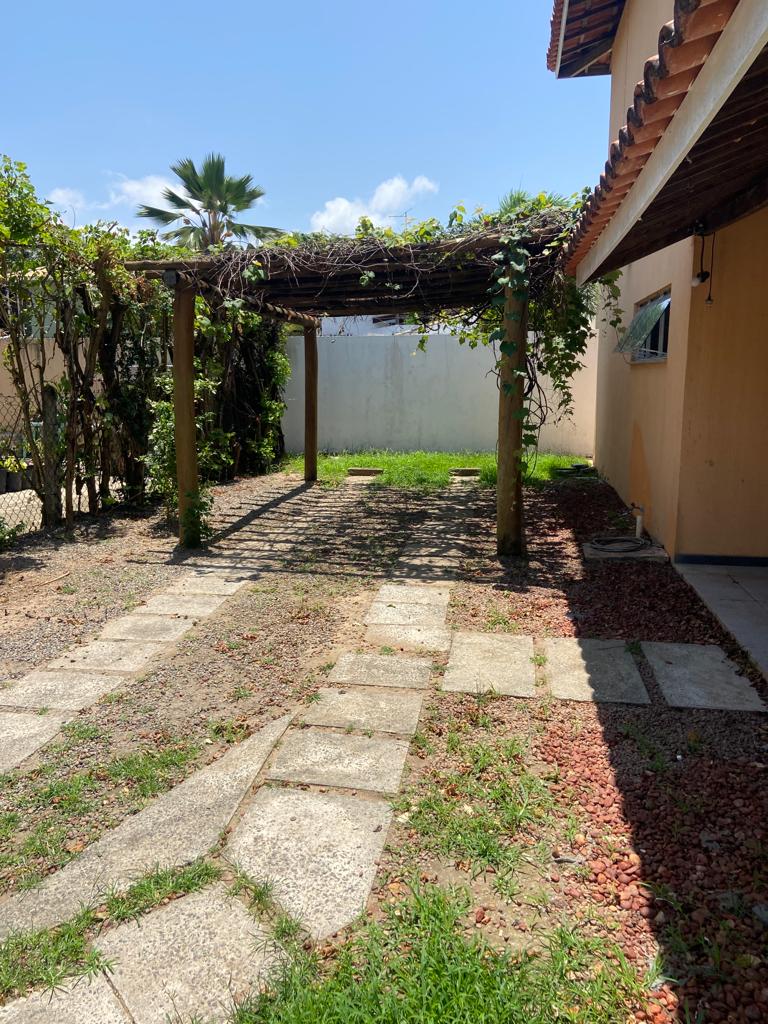 Imagem Casa com 3 Quartos para Alugar, em Miragem - Lauro de Freitas