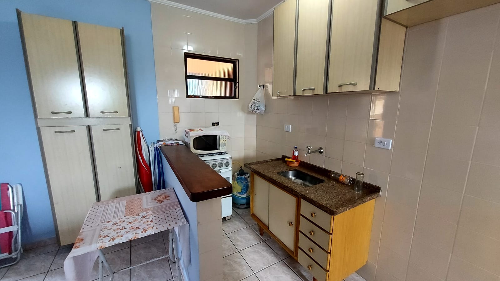 Imagem Kitnet com 1 Quarto à Venda, 27 m²em Solemar - Praia Grande Imagem Kitnet com 1 Quarto à Venda, 27 m²em Solemar - Praia Grande