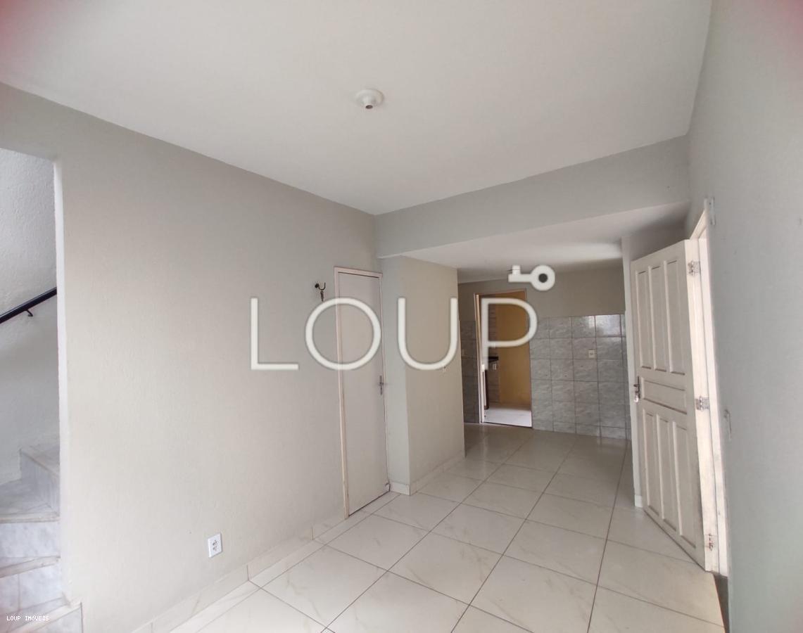 Imagem Casa de Condomínio com 2 Quartos à Venda, 63 m²em Siqueira - Fortaleza