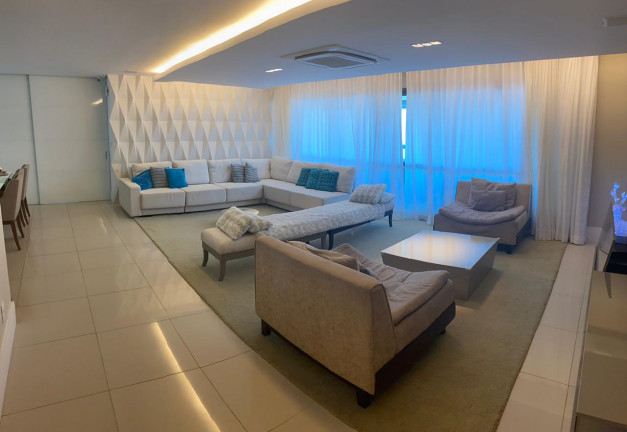 Imagem Apartamento com 4 Quartos à Venda, 243 m² em Patamares - Salvador