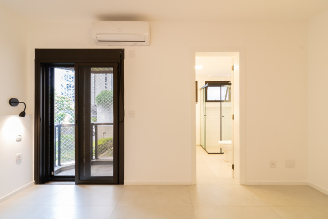 Imagem Apartamento com 3 Quartos à Venda, 123 m² em Itaim Bibi - São Paulo