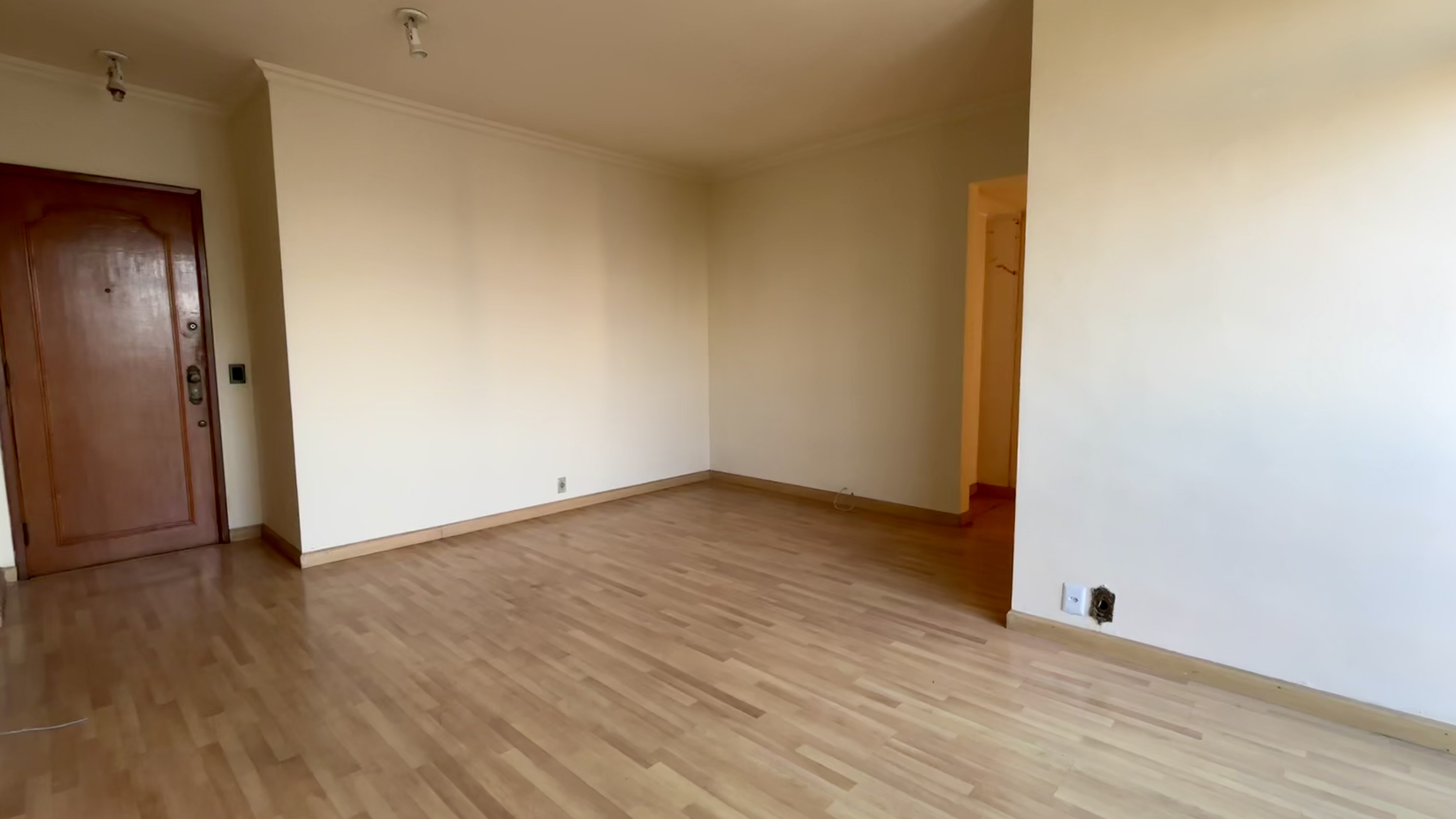 Imagem Apartamento com 2 Quartos à Venda, 80 m² em Icaraí - Niterói Imagem Apartamento com 2 Quartos à Venda, 80 m² em Icaraí - Niterói