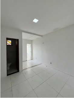 Imagem Casa com 3 Quartos à Venda, 150 m²em Siqueira - Fortaleza