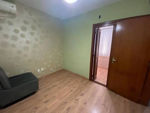 Imagem Casa com 3 Quartos à Venda, 174 m² em Hípica - Porto Alegre Imagem Casa com 3 Quartos à Venda, 174 m² em Hípica - Porto Alegre