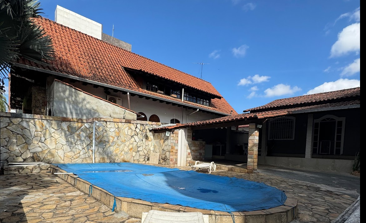Imagem Imóvel Comercial à Venda ou Locação, 150 m² em Ouro Preto - Belo Horizonte Imagem Imóvel Comercial à Venda ou Locação, 150 m² em Ouro Preto - Belo Horizonte