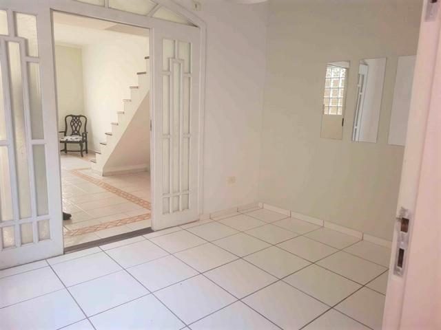 Imagem Sobrado com 3 Quartos à Venda, 200 m²em Conjunto Residencial Novo Pacaembu - São Paulo Imagem Sobrado com 3 Quartos à Venda, 200 m²em Conjunto Residencial Novo Pacaembu - São Paulo