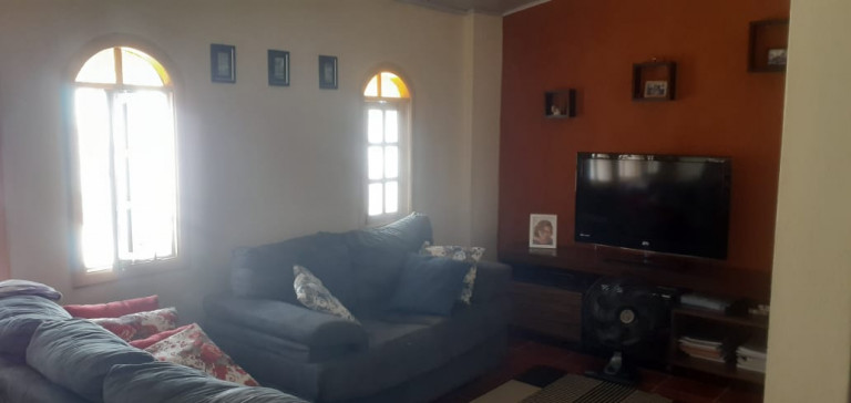 Imagem Casa com 2 Quartos à Venda, 300 m² em Jardim Jaqueira - Caraguatatuba Imagem Casa com 2 Quartos à Venda, 300 m² em Jardim Jaqueira - Caraguatatuba