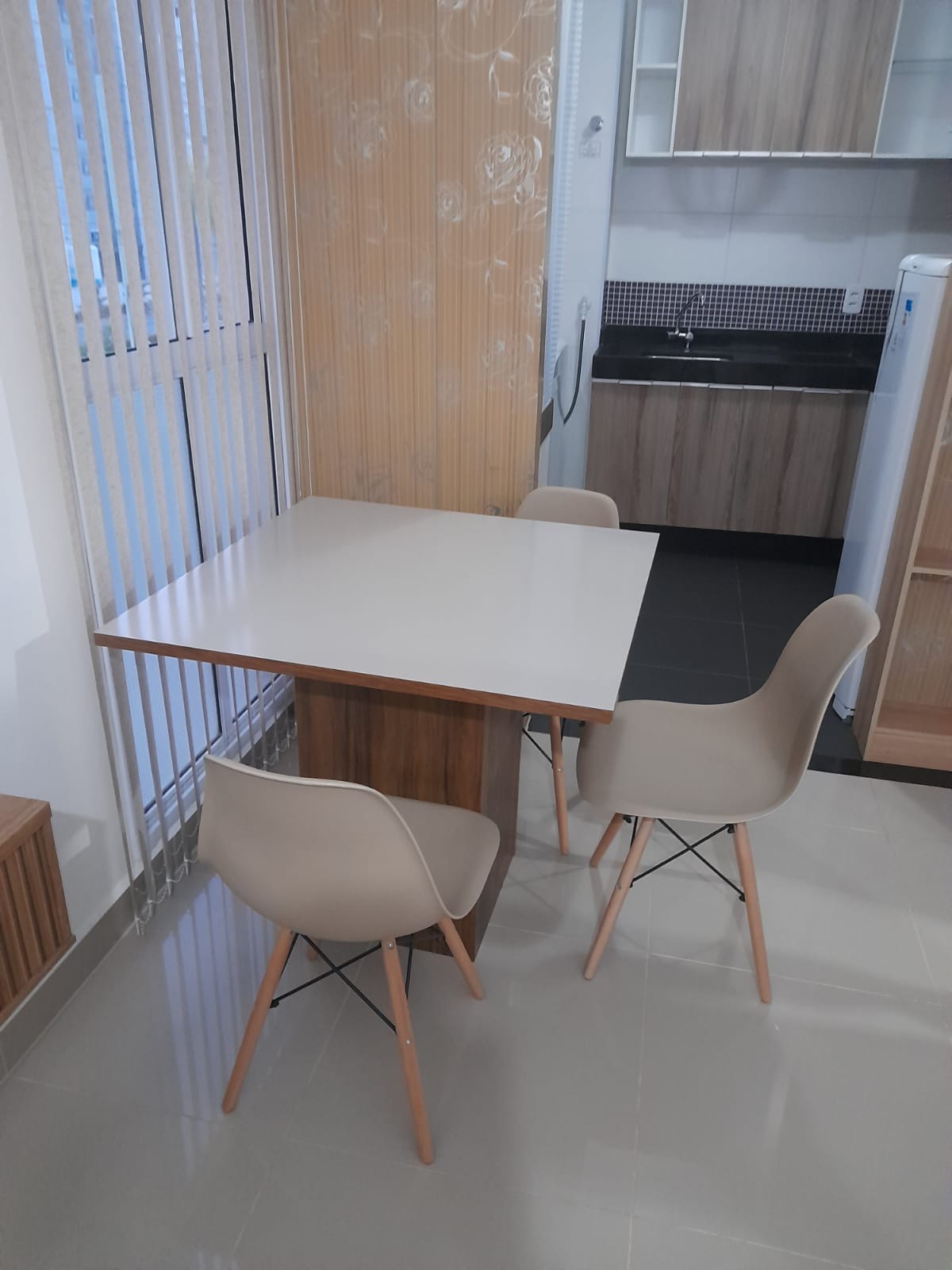 Imagem Apartamento com 2 Quartos para Alugar, 45 m²em Centro - Lauro de Freitas