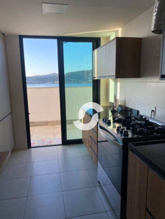 Imagem Cobertura com 3 Quartos à Venda, 200 m² em Charitas - Niterói