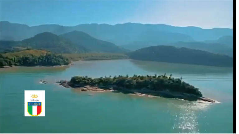 Imagem Terreno à Venda, em ilha - Paraty Imagem Terreno à Venda, em ilha - Paraty