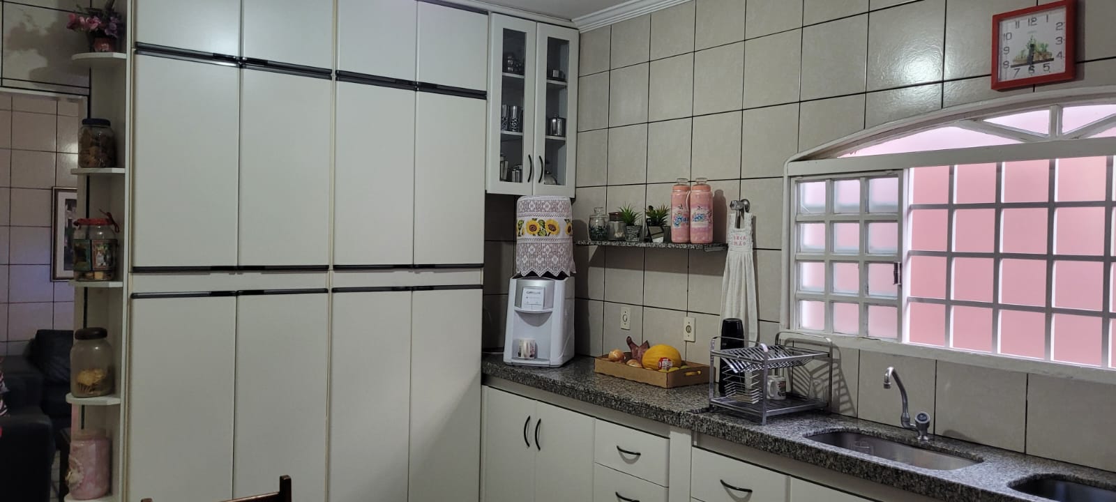 Imagem Casa com 4 Quartos à Venda, 213 m² em Jardim Roma - Caldas Novas