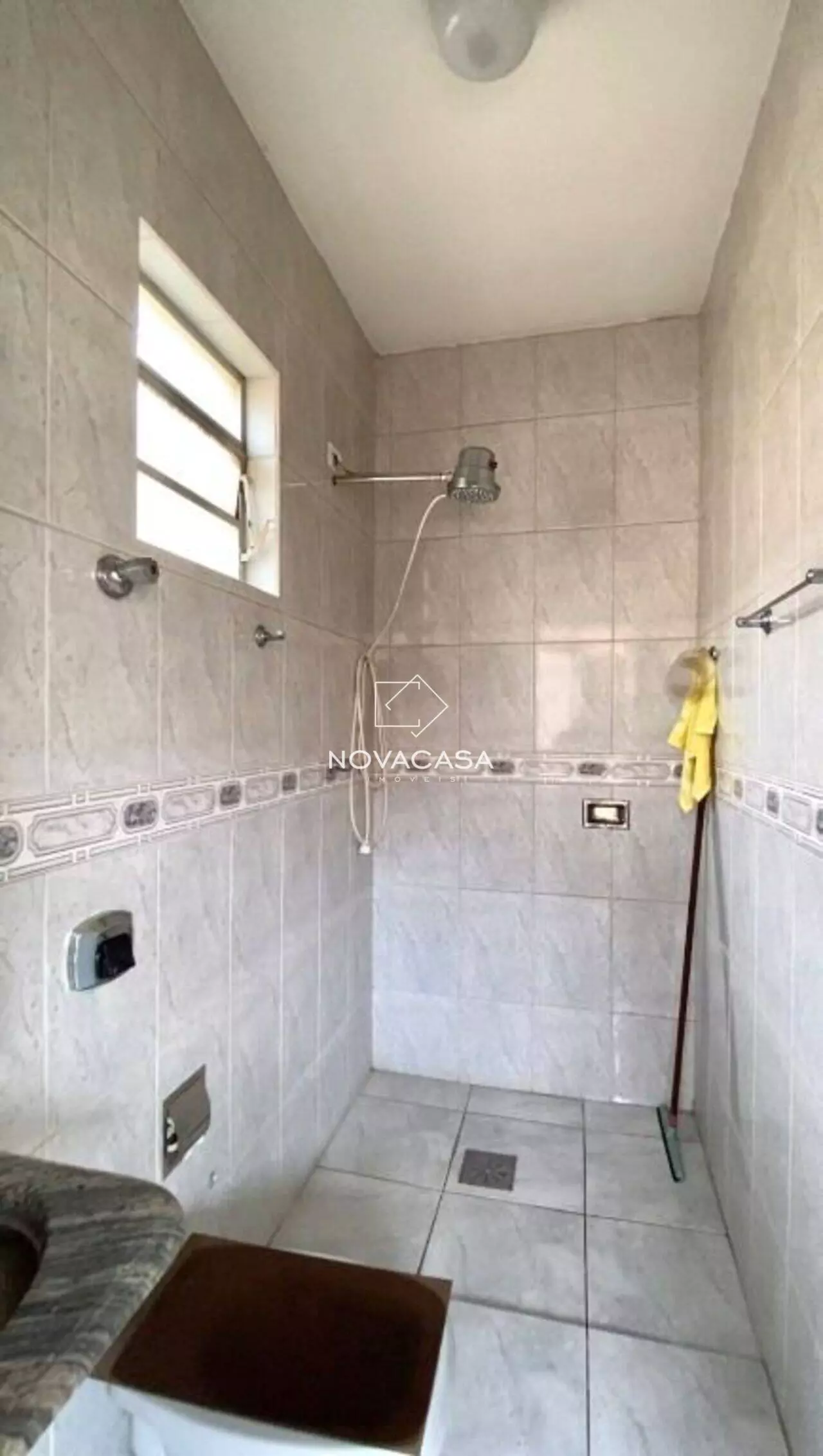 Imagem Casa com 3 Quartos à Venda, 147 m² em Heliópolis - Belo Horizonte Imagem Casa com 3 Quartos à Venda, 147 m² em Heliópolis - Belo Horizonte