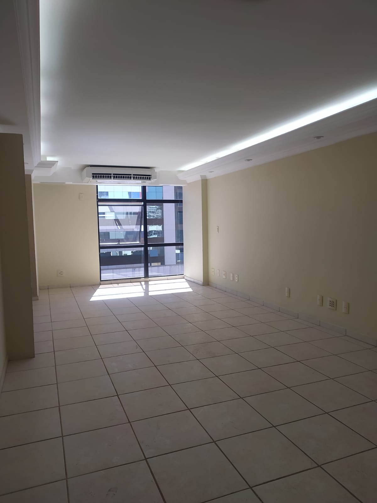 Imagem Sala Comercial à Venda, 31 m²em Asa Norte - Brasília Imagem Sala Comercial à Venda, 31 m²em Asa Norte - Brasília