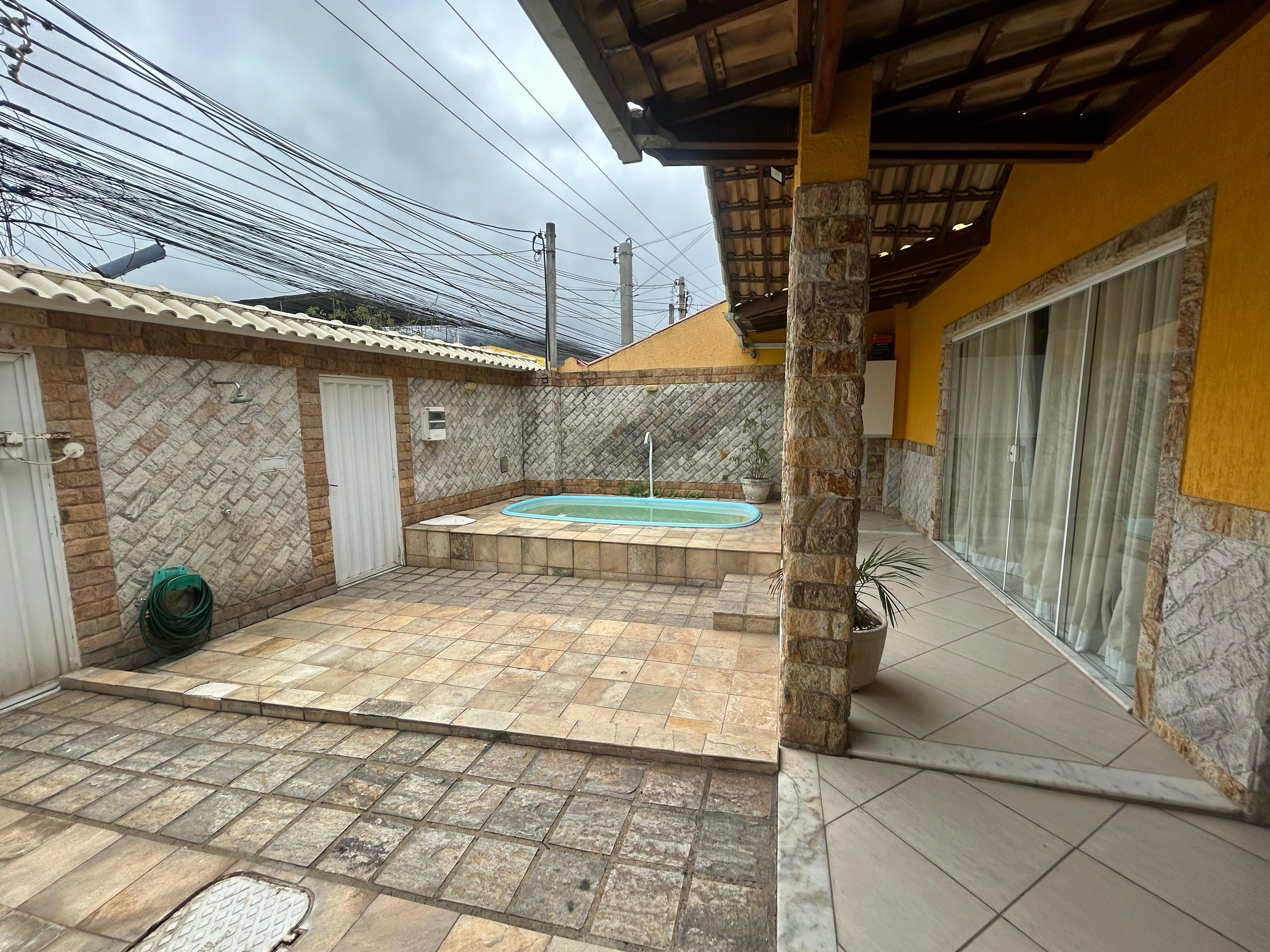 Imagem Casa com 3 Quartos à Venda, 200 m² em Campo Grande - Rio de Janeiro Imagem Casa com 3 Quartos à Venda, 200 m² em Campo Grande - Rio de Janeiro