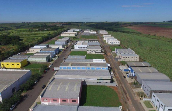 Imagem Galpão à Venda ou Locação, 400 m²em Centro Industrial de Limeira - CIL - Limeira