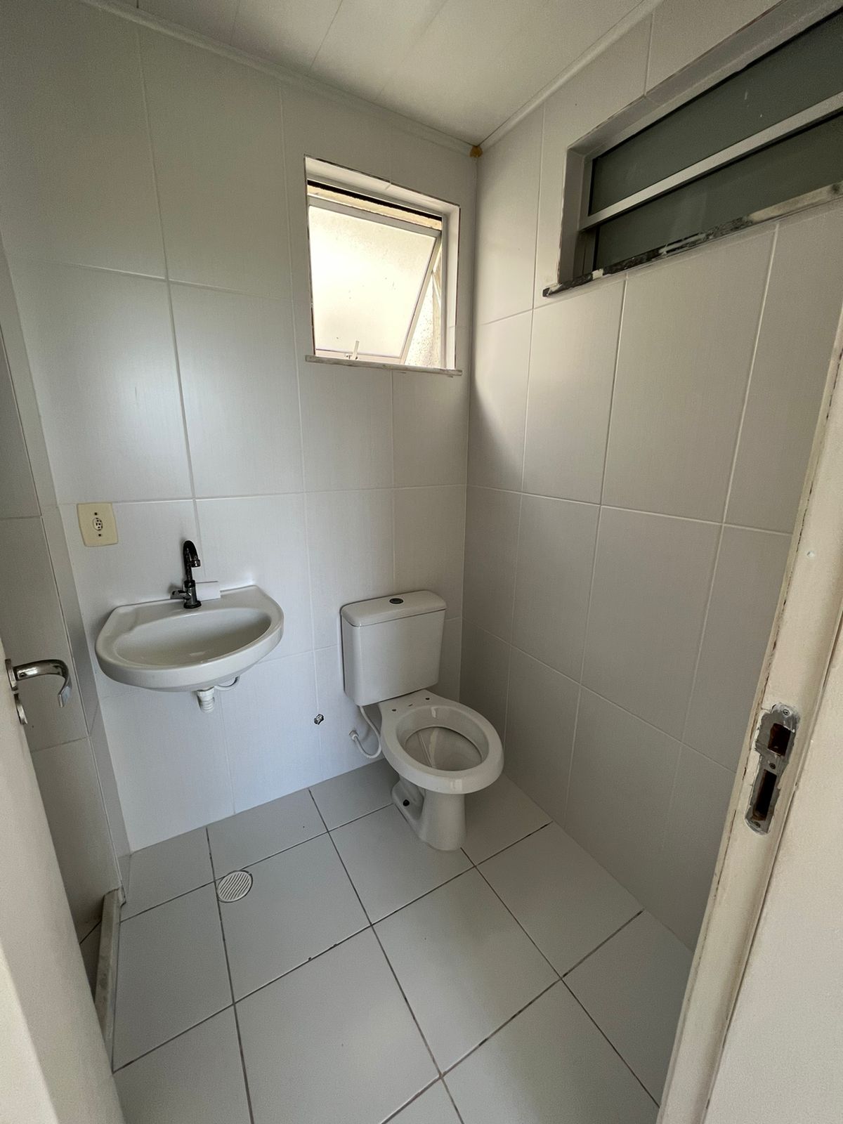 Imagem Apartamento com 2 Quartos à Venda, 52 m²em Boa União (Abrantes) - Camaçari
