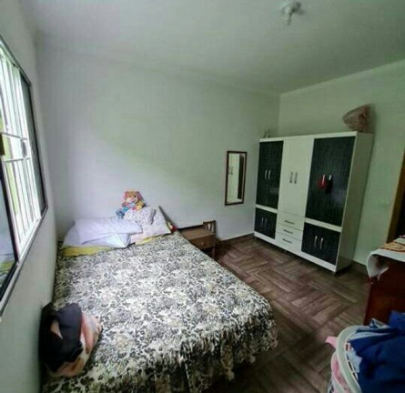 Imagem Sobrado com 5 Quartos à Venda,  em Jardim Roberto - Osasco
