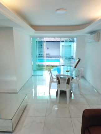 Imagem Casa com 3 Quartos para Alugar, em Boa Viagem - Recife Imagem Casa com 3 Quartos para Alugar, em Boa Viagem - Recife