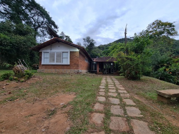 Imagem Casa com 4 Quartos à Venda, 179 m² em Jardim Salaco - Teresópolis Imagem Casa com 4 Quartos à Venda, 179 m² em Jardim Salaco - Teresópolis