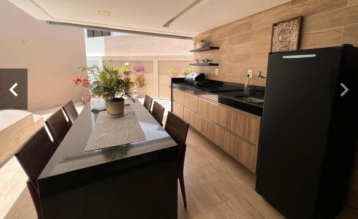 Imagem Casa com 4 Quartos à Venda, 300 m²em Universitário  - Caruaru