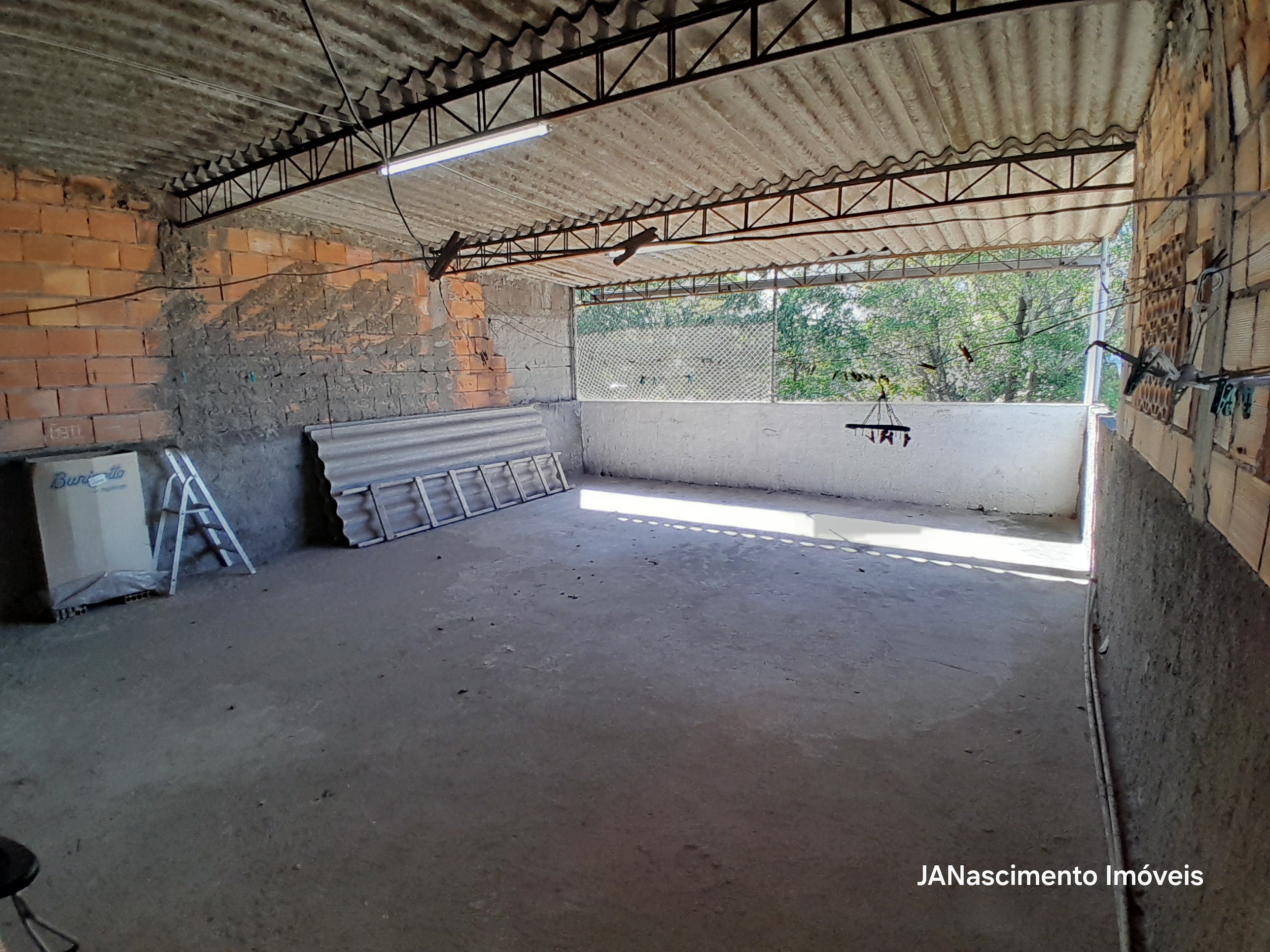 Imagem Casa com 2 Quartos à Venda, 150 m² em Bangu - Rio de Janeiro Imagem Casa com 2 Quartos à Venda, 150 m² em Bangu - Rio de Janeiro