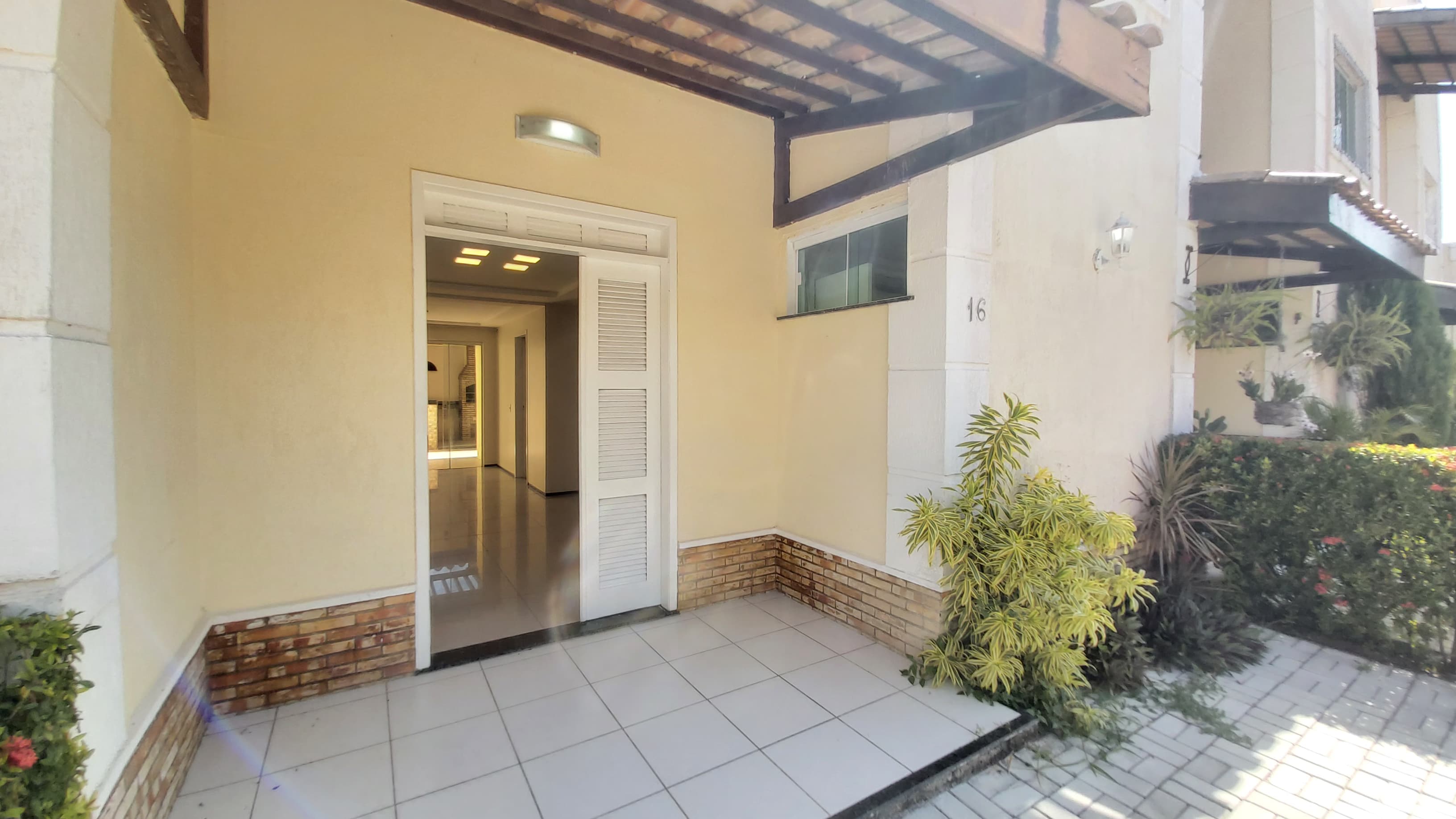 Imagem Casa de Condomínio com 3 Quartos à Venda, 131 m² em Engenheiro Luciano Cavalcante - Fortaleza Imagem Casa de Condomínio com 3 Quartos à Venda, 131 m² em Engenheiro Luciano Cavalcante - Fortaleza