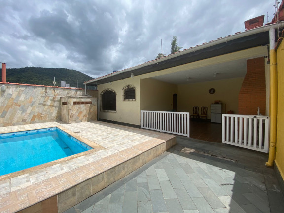 Imagem Casa com 3 Quartos à Venda, 300 m² em Solemar - Praia Grande Imagem Casa com 3 Quartos à Venda, 300 m² em Solemar - Praia Grande