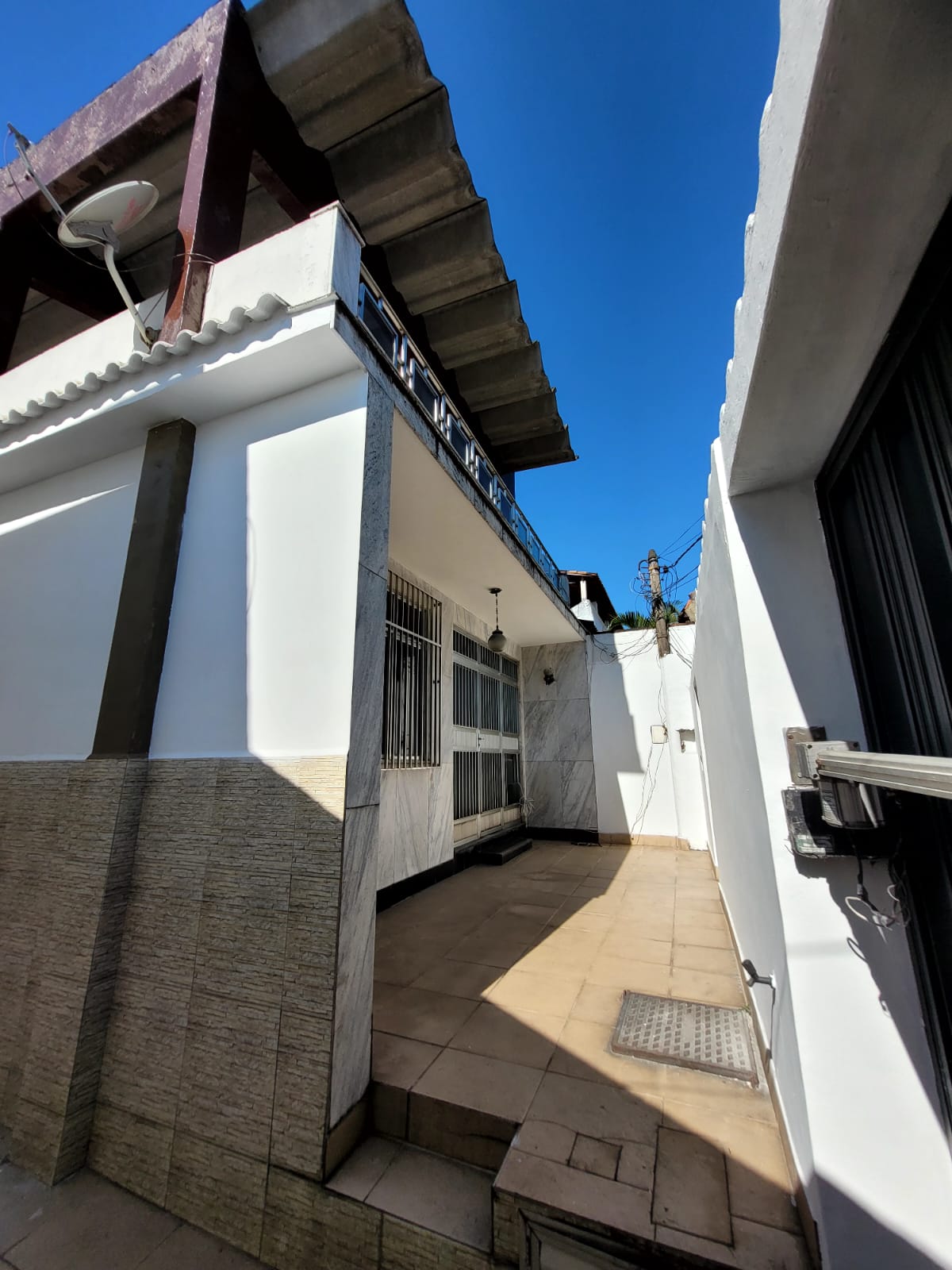 Imagem Casa com 4 Quartos à Venda, 247 m² em Rancho Novo - Nova Iguaçu Imagem Casa com 4 Quartos à Venda, 247 m² em Rancho Novo - Nova Iguaçu