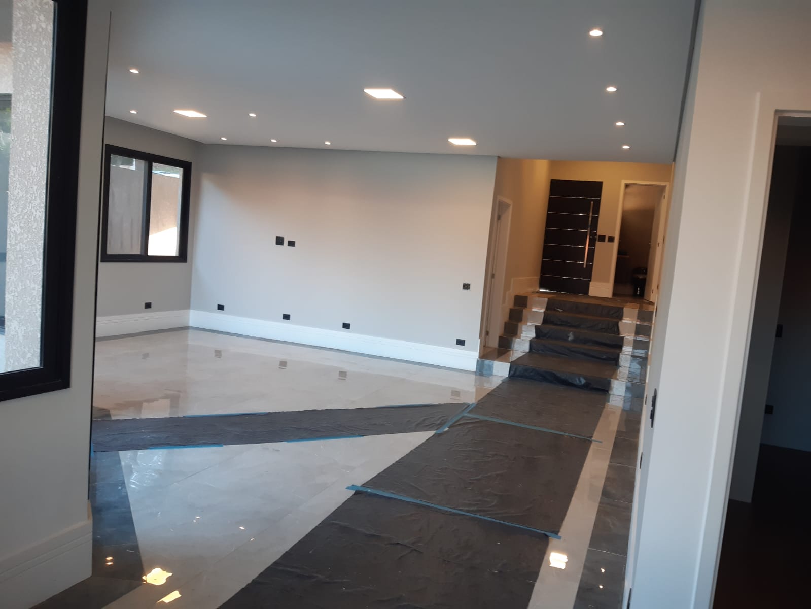Imagem Casa de Condomínio com 4 Quartos à Venda, 200 m²em Alphaville - Santana de Parnaíba Imagem Casa de Condomínio com 4 Quartos à Venda, 200 m²em Alphaville - Santana de Parnaíba