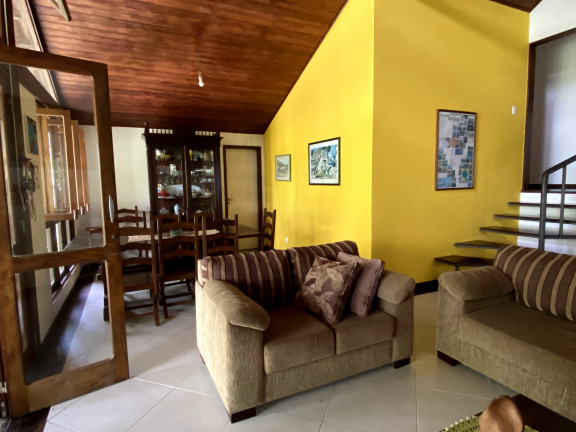 Imagem Casa de Condomínio com 4 Quartos à Venda, 250 m² em Maria Paula - Niterói Imagem Casa de Condomínio com 4 Quartos à Venda, 250 m² em Maria Paula - Niterói