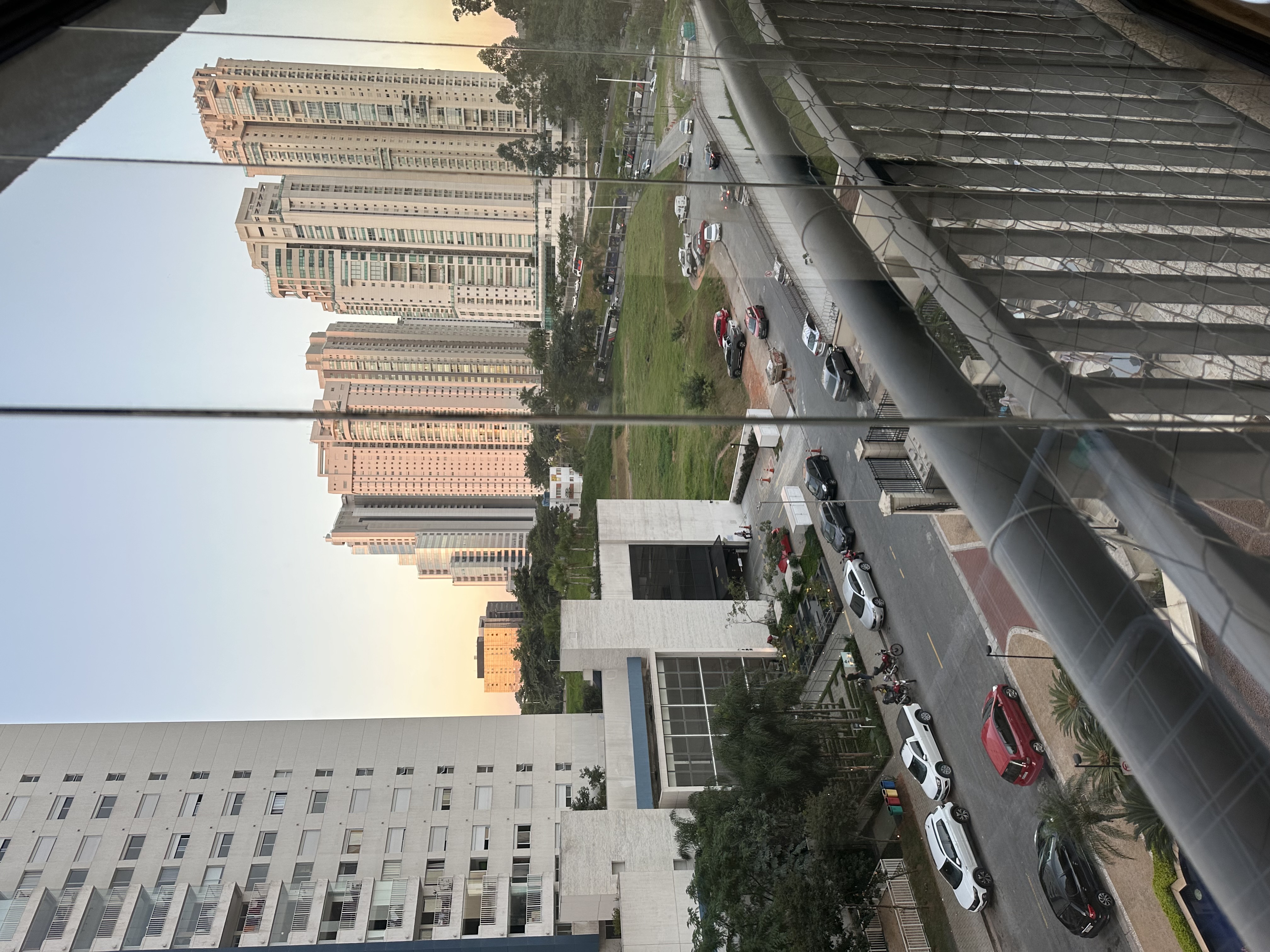 Imagem Apartamento com 2 Quartos para Alugar, 96 m²em Alphaville Empresarial - Barueri Imagem Apartamento com 2 Quartos para Alugar, 96 m²em Alphaville Empresarial - Barueri