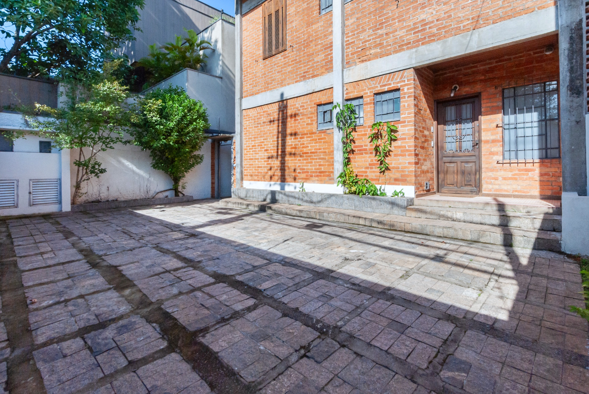 Imagem Casa com 3 Quartos à Venda, 230 m² em Jardim Paulistano - São Paulo