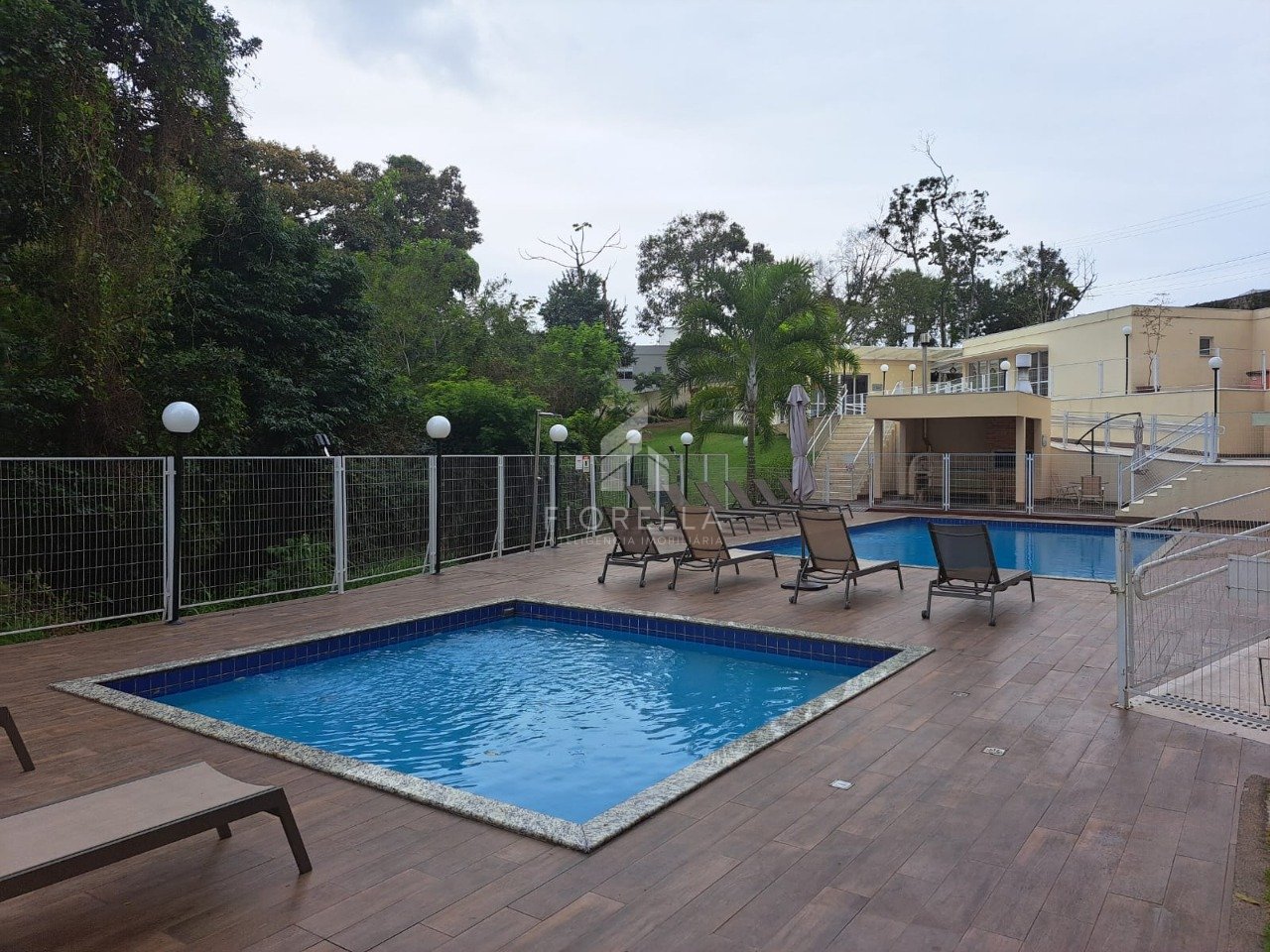 Apartamento com 2 Quartos à Venda, 63 m²em Centro - São José