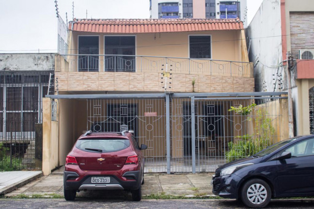 Casa com 3 Quartos à Venda, 218 m² em Marco - Belém