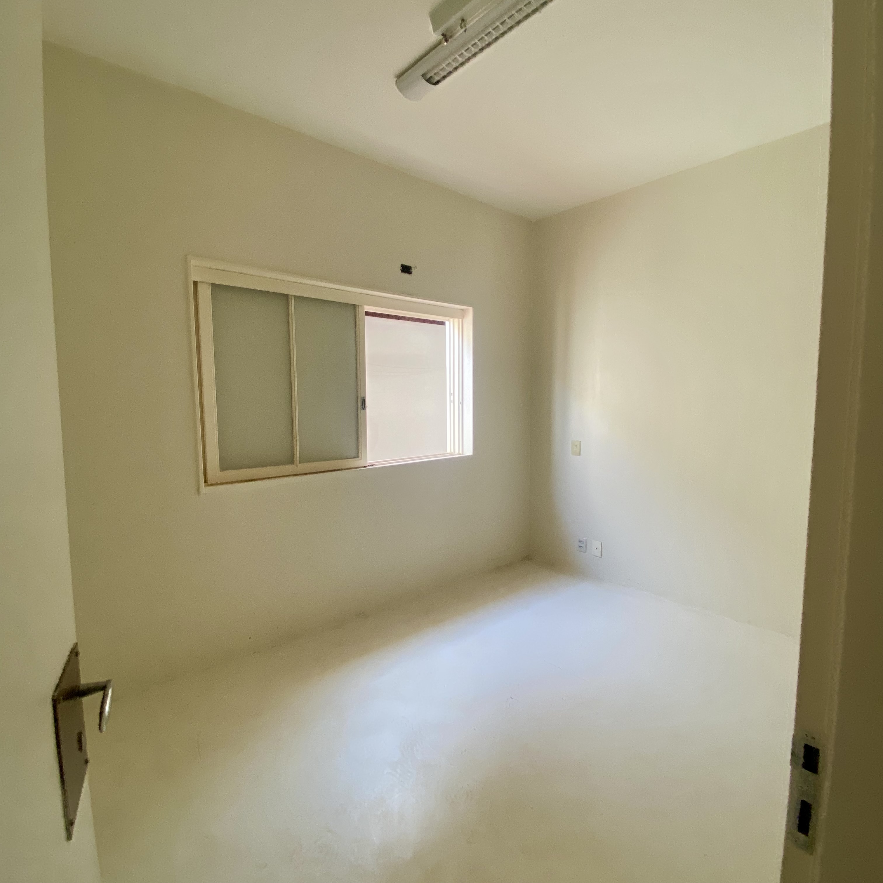 Imagem Sala Comercial à Venda, 200 m² em Nova Redentora - São José do Rio Preto Imagem Sala Comercial à Venda, 200 m² em Nova Redentora - São José do Rio Preto