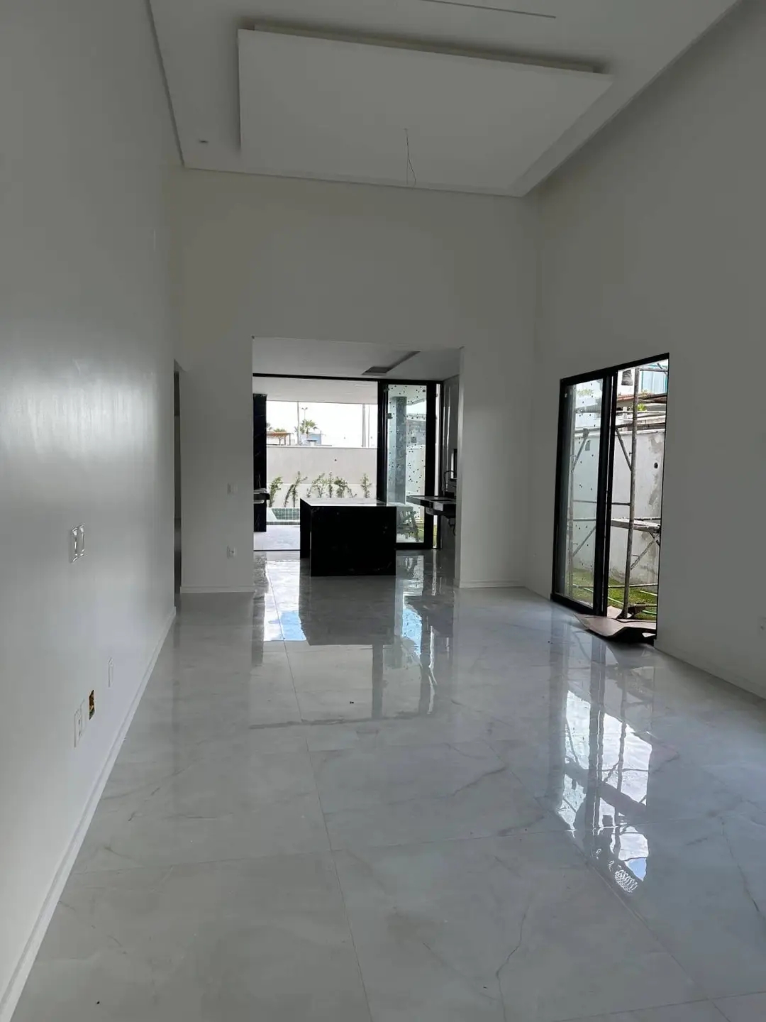 Imagem Casa de Condomínio com 3 Quartos à Venda, 147 m²em Alphaville  - Eusebio 