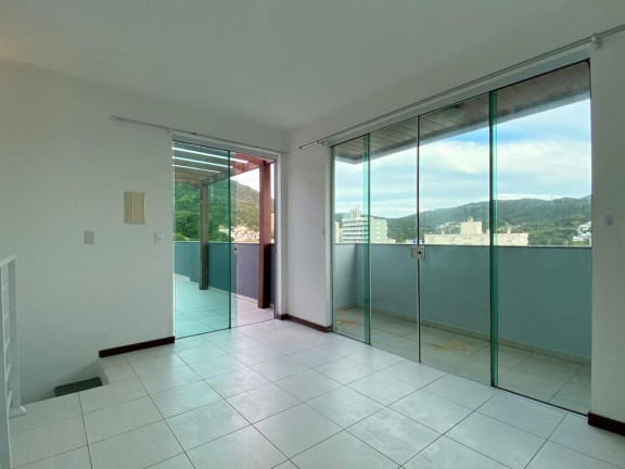 Imagem Cobertura com 3 Quartos à Venda, 158 m² em Itacorubi - Florianópolis