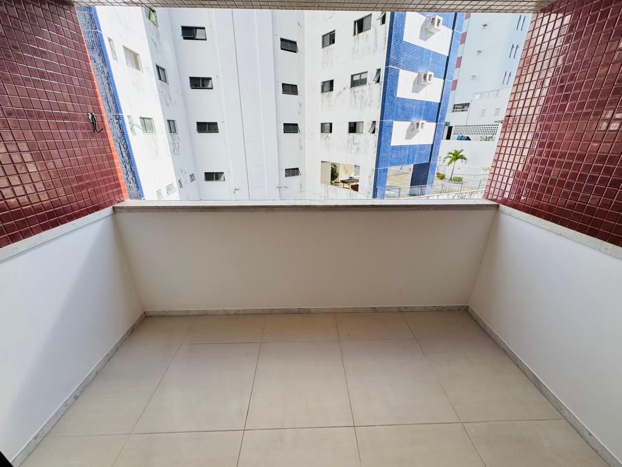 Imagem Edifício Residencial com 4 Quartos à Venda, 94 m² em Candeal - Salvador