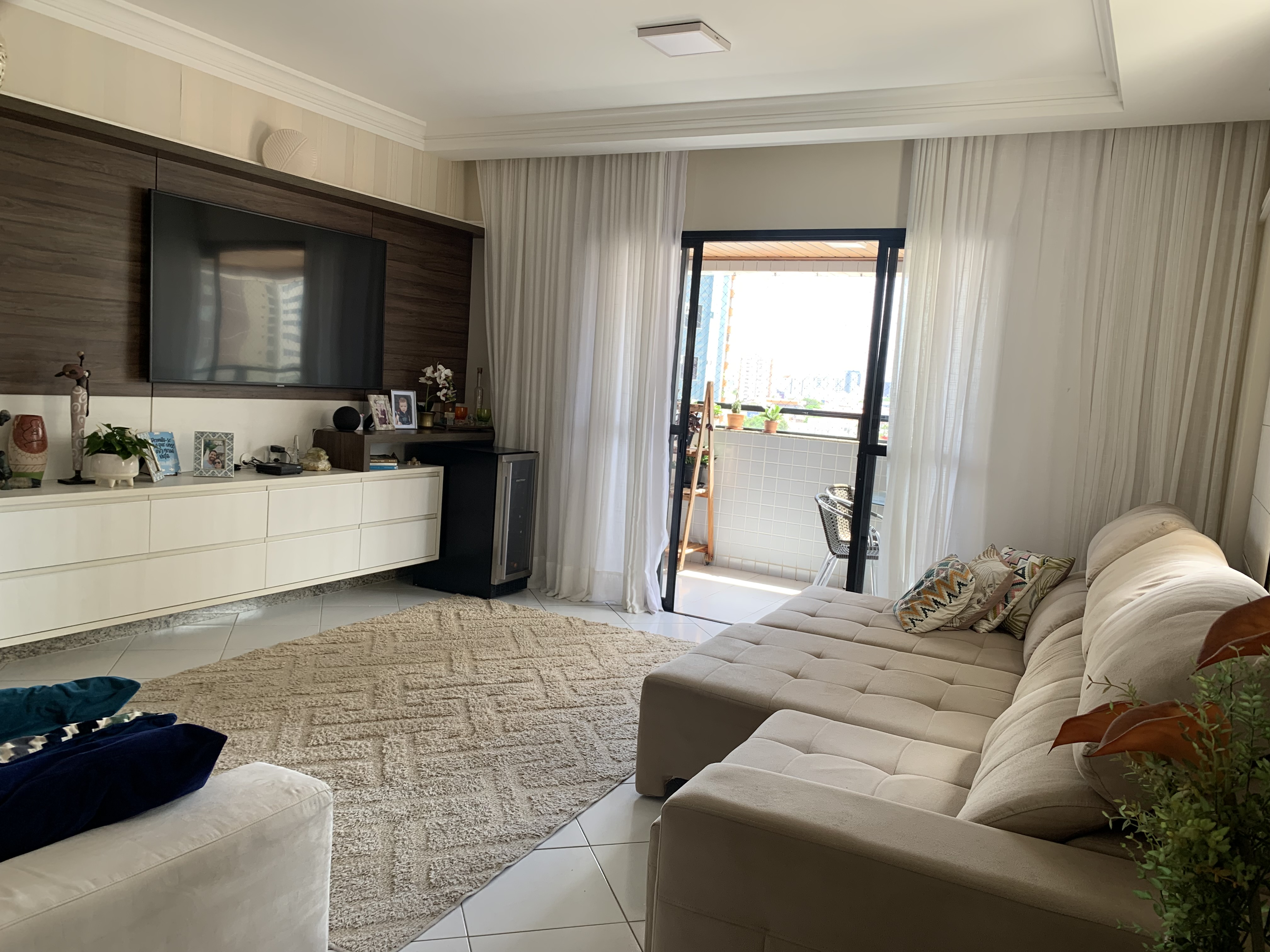 Imagem Apartamento com 3 Quartos à Venda, 173 m²em Grageru - Aracaju Imagem Apartamento com 3 Quartos à Venda, 173 m²em Grageru - Aracaju