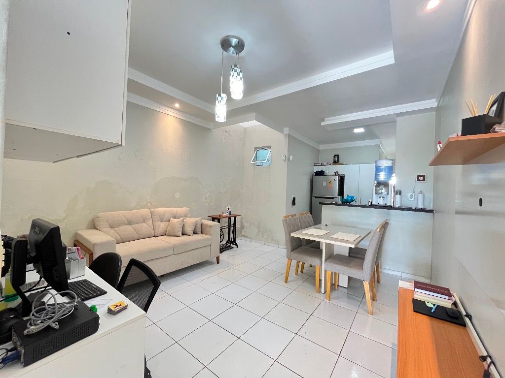 Imagem Casa com 2 Quartos à Venda, 100 m² em Siqueira - Fortaleza Imagem Casa com 2 Quartos à Venda, 100 m² em Siqueira - Fortaleza