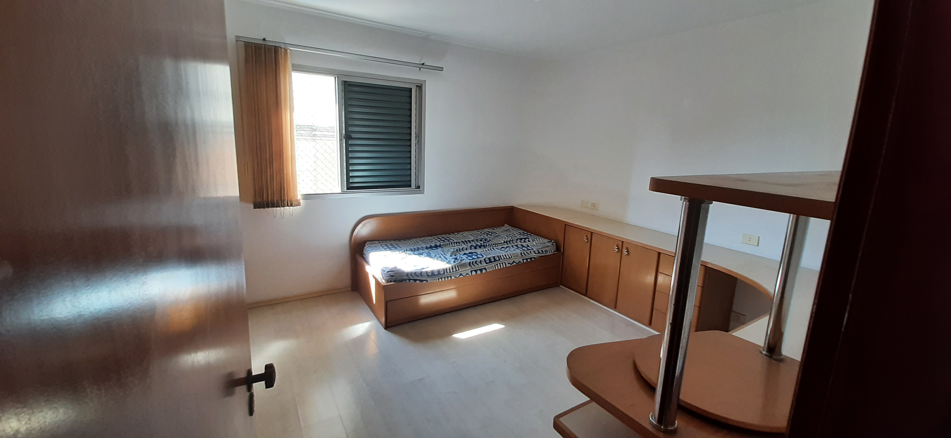Imagem Apartamento com 4 Quartos para Alugar, 157 m²em Perdizes - São Paulo