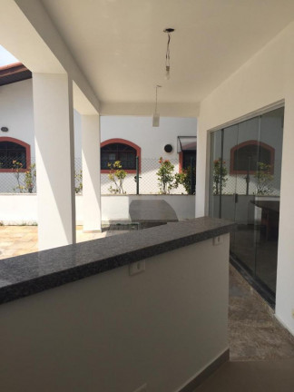 Imagem Casa de Condomínio com 3 Quartos à Venda, 270 m² em Boungainvillé II - Peruíbe