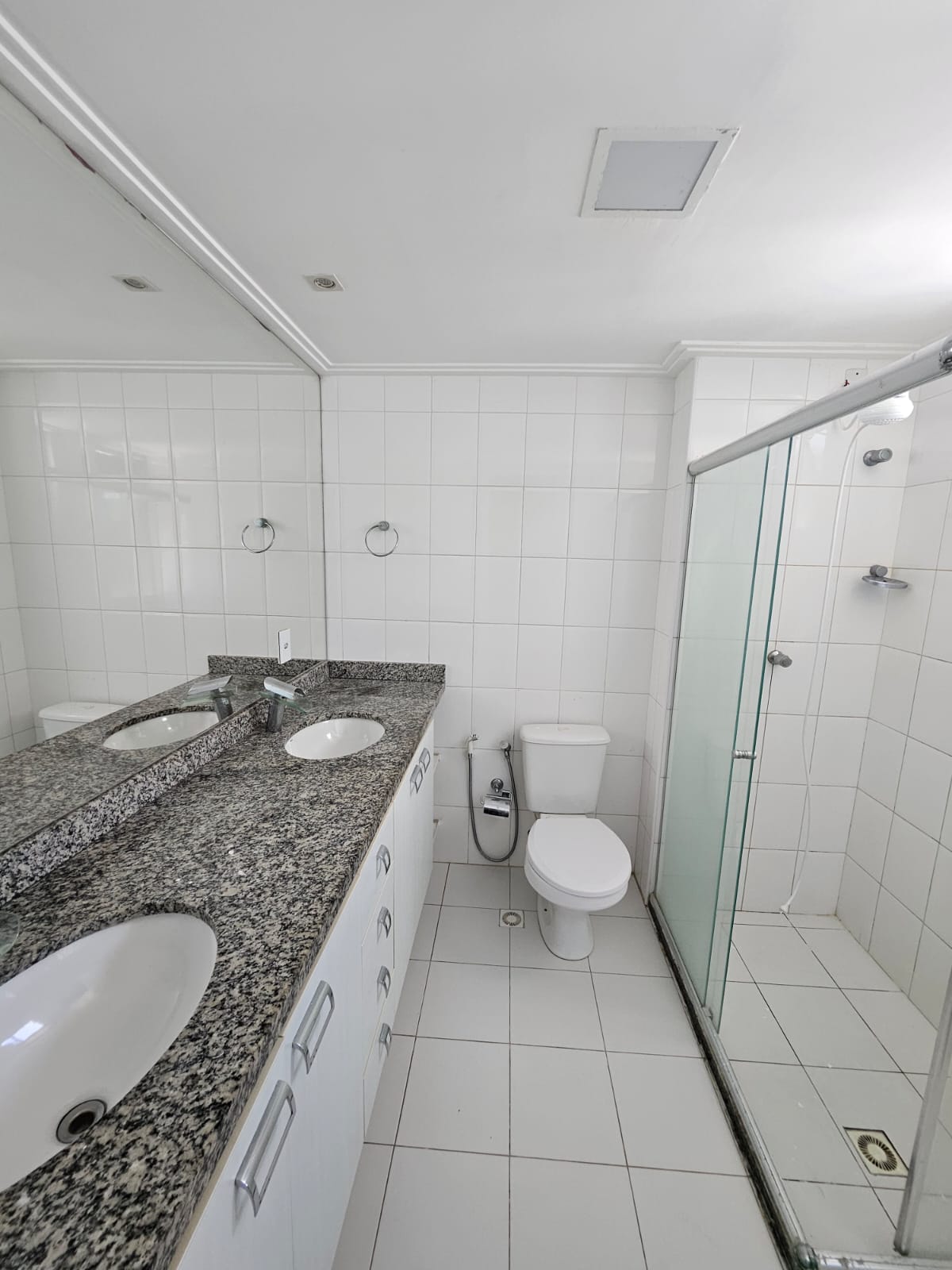 Imagem Apartamento com 2 Quartos à Venda, 77 m²em Imbuí - Salvador Imagem Apartamento com 2 Quartos à Venda, 77 m²em Imbuí - Salvador