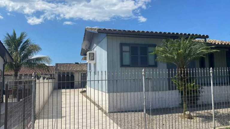 Imagem Casa com 3 Quartos à Venda, 148 m² em Milanese - Criciúma Imagem Casa com 3 Quartos à Venda, 148 m² em Milanese - Criciúma