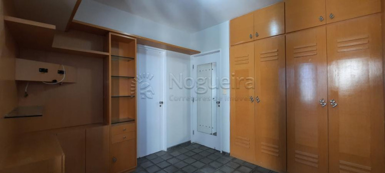 Imagem Apartamento com 4 Quartos à Venda, 217 m² em Candeias - Jaboatão dos Guararapes